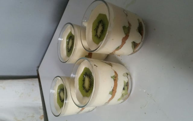 Tiramisu aux kiwis et au spéculoos