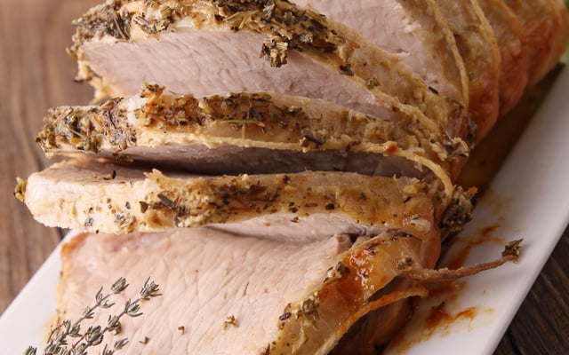 Roti de porc à la moutarde sauce crème échalotes