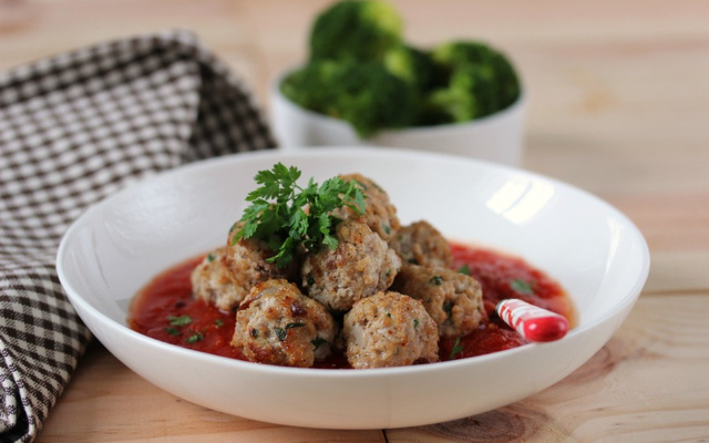 Boulettes de viande La Vache qui Rit, sauce tomate