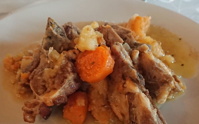 Poitrine d'agneau aux navets jaunes " boules d'Or"