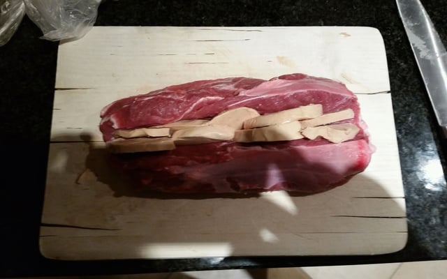 Rôti de veau au foie gras