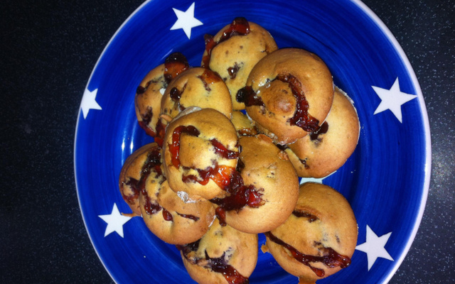 Muffins framboises et confiture de fraises