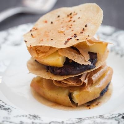 Mille feuilles de Gavottes aux pommes et boudin noir