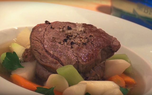 Bœuf à la ficelle et ses légumes