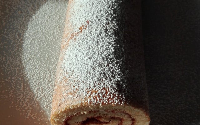 Gâteau roulé à la confiture