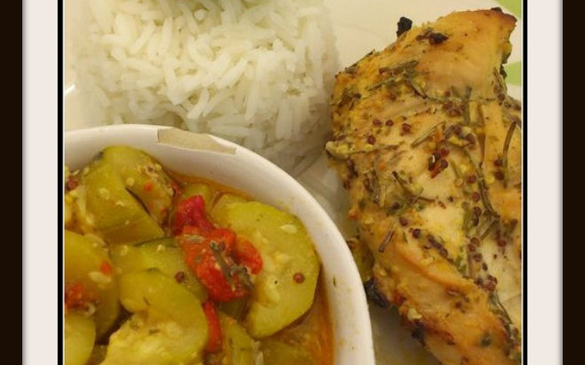 Poulet à la moutarde et au romarin