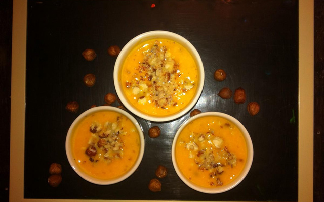 Velouté de courge butternut aux noisettes