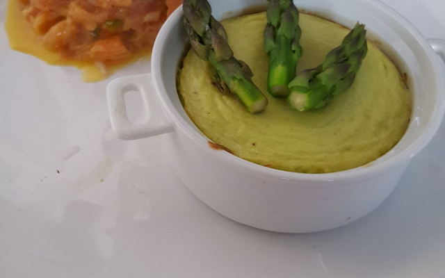 Petits flans aux asperges et parmesan