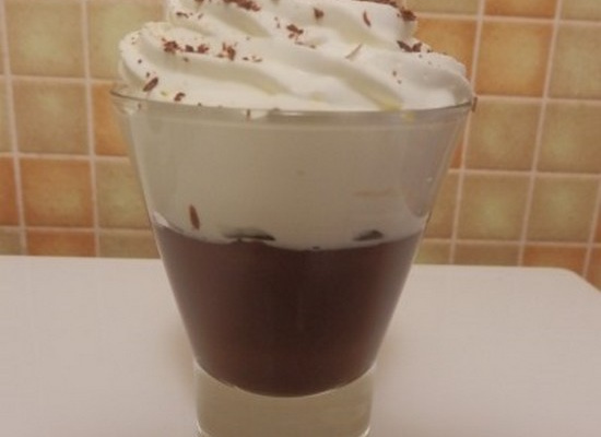 Crème au chocolat et sa chantilly