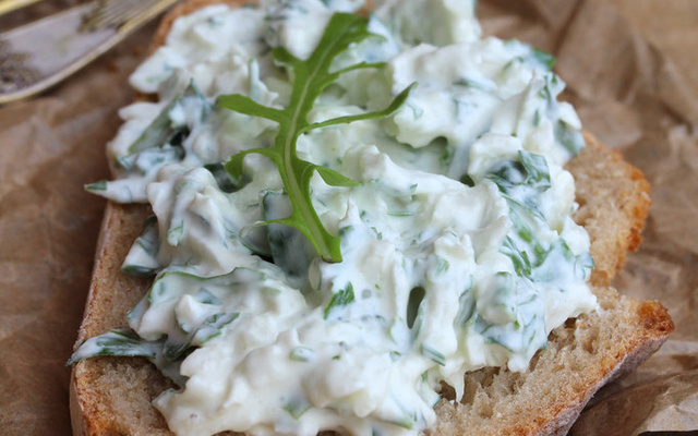 Fromage frais au radis noir