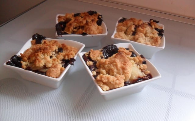Crumble poire et chocolat maison