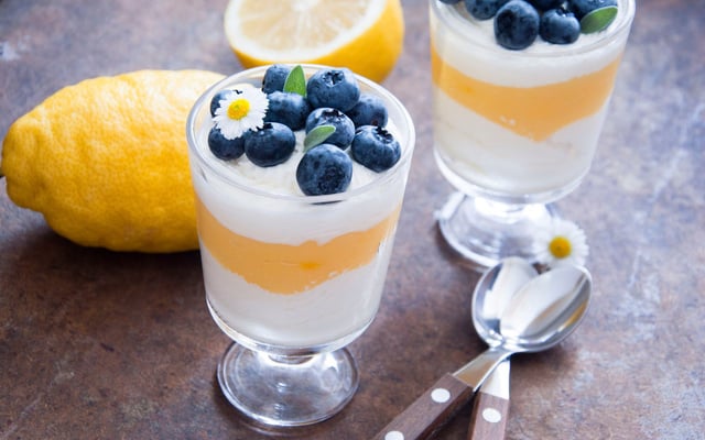 Mousse au fromage blanc et lemon curd