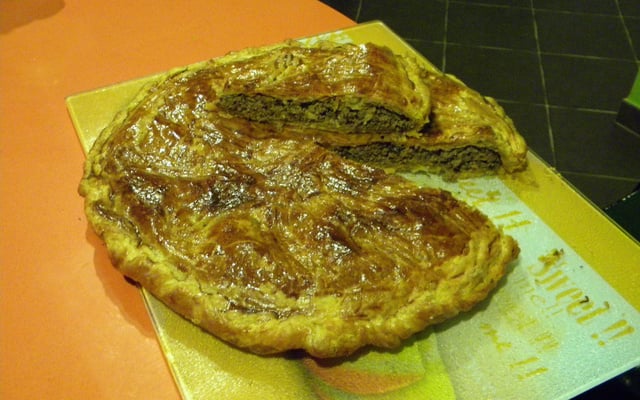 Tourte à la viande et aux champignons