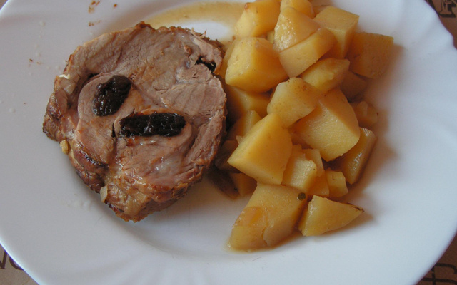 Rôti de porc farci aux pruneaux