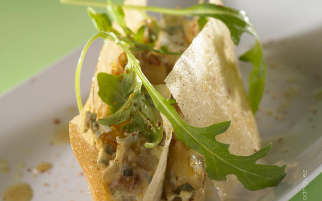 Mille-feuille croustillant et ses légumes fondants au Bresse Bleu