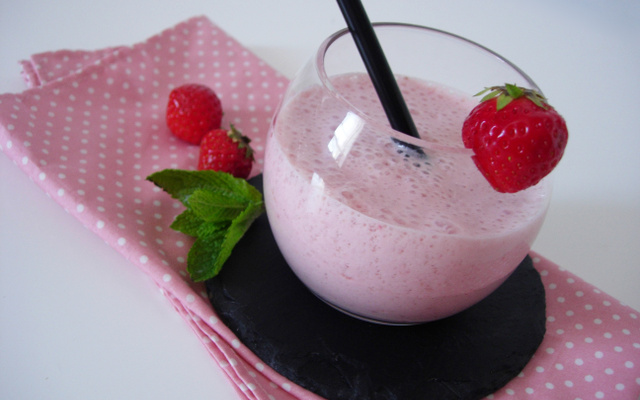 Smoothie lacté aux fraises