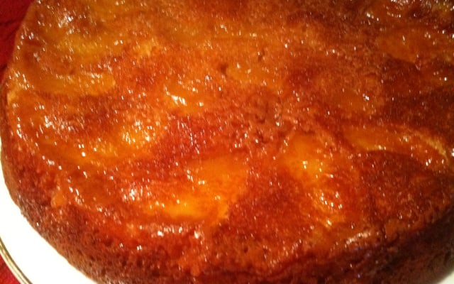 Gâteau aux pommes caramélisées