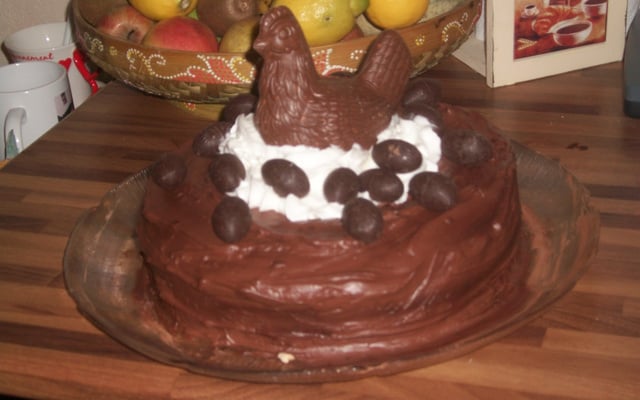 Gâteau de Pâques meringue et chocolat