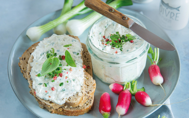 Rillettes de maquereau fumé aux herbes