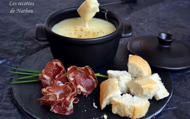 Mini-cocotte de fondue au fromage