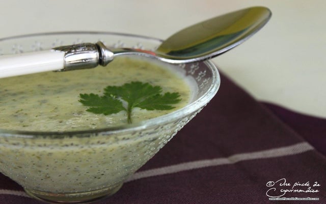 Soupe à la courgette et à la coriandre