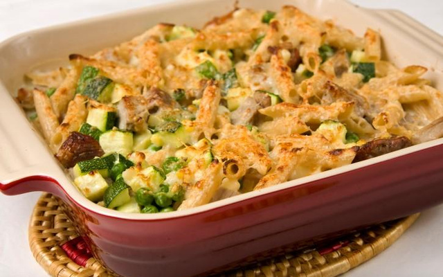 Gratin de courgettes au riz et à la farce