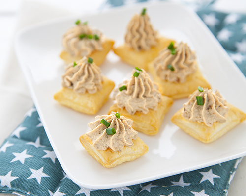 Pavé de tofu feuilleté et crème de truffe