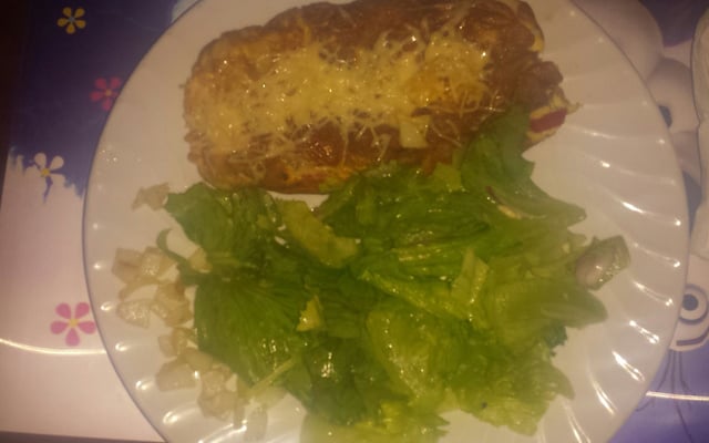 Omelette aux pommes de terre et gruyère