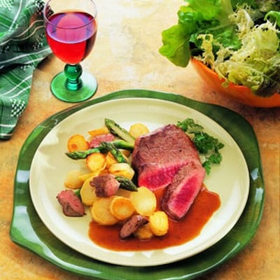 Pavé de bœuf sauté aux foies de volaille