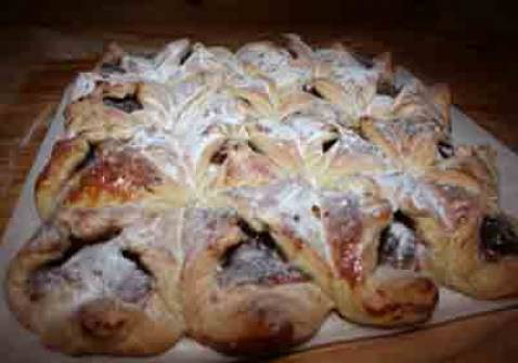 Buhtelji (brioche slovène)