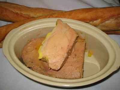 Foie gras mi-cuit parfumé au Sauterne