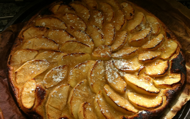 Tarte fine caramélisée aux pommes