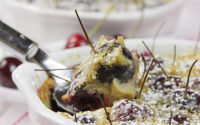 Petits clafoutis aux cerises faciles