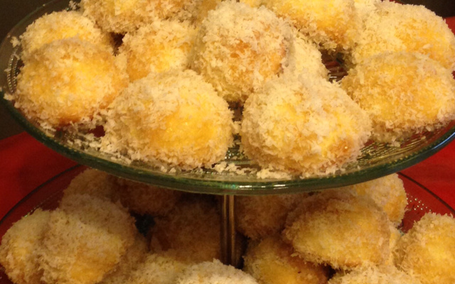 Boules de coco à la confiture