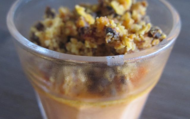 Panna cotta au poivron et son crumble de chorizo