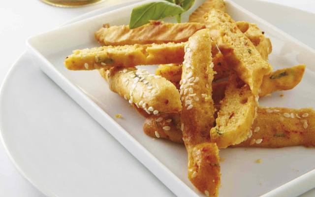 Finger salé aux tomates séchées, piment et basilic