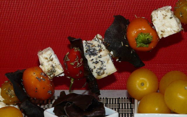 Brochettes de fromage de chevre aux mini-légumes