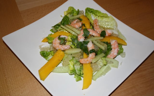 Salade crevettes-mangue-pamplemousse chinois