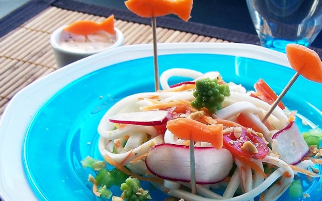 Spaghettis et Tranches de la Mer Coraya aux légumes croquants