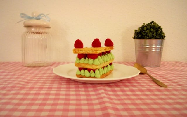 Mille-feuilles pistache framboise