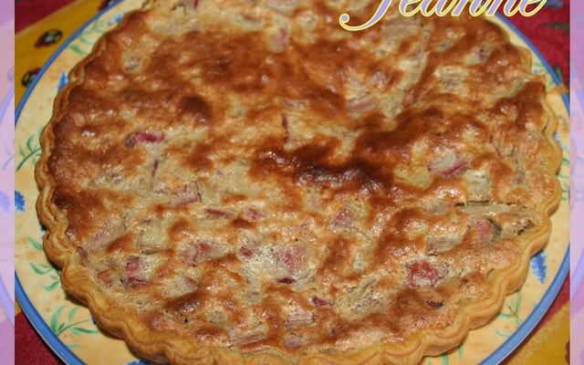Tarte à la rhubarbe idéale pour le goûter