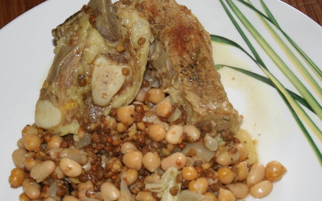 Poitrine de veau et légumes secs