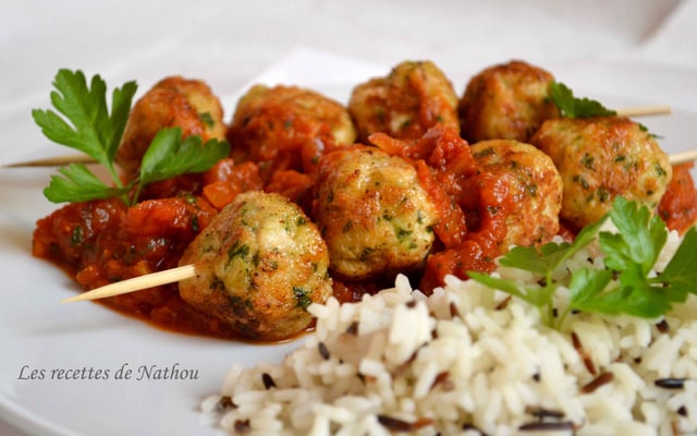 Boulettes de poulet, sauce au massalé pimenté de l'île Maurice