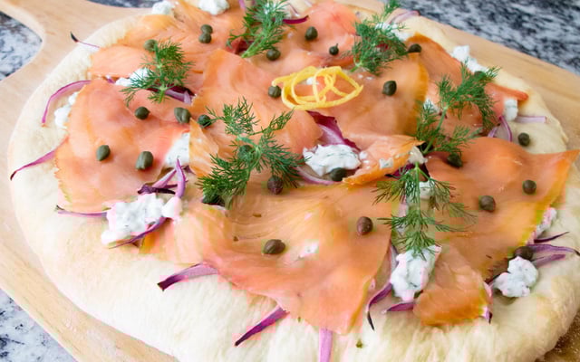 Pizza au saumon et Tartare