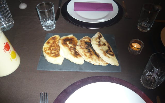 Naans au fromage faciles