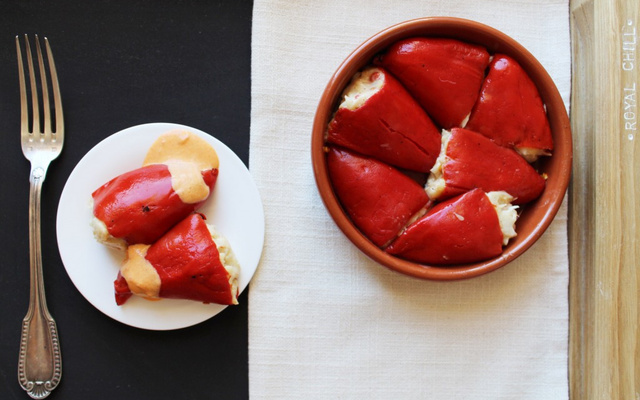 Pimientos del piquillo farcis à la morue