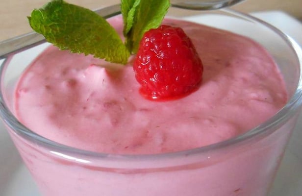 Mousse aux framboises façon bavarois