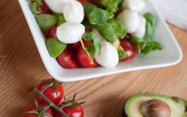 Salade avocats, Caprice des Dieux, tomates et olives noires