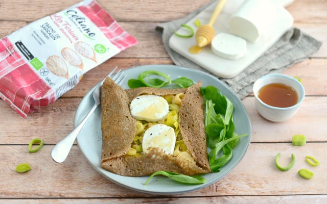 Galette de sarrasin aux poireaux chèvre et miel