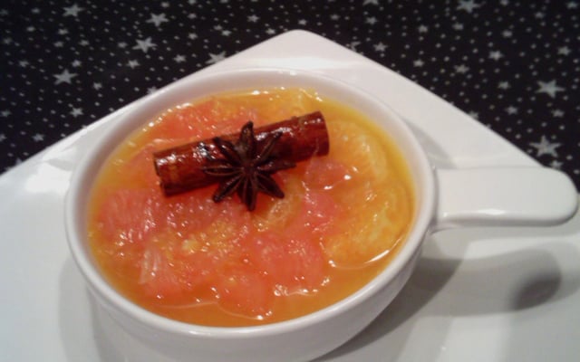 Soupe d'agrumes aux épices et monbazillac